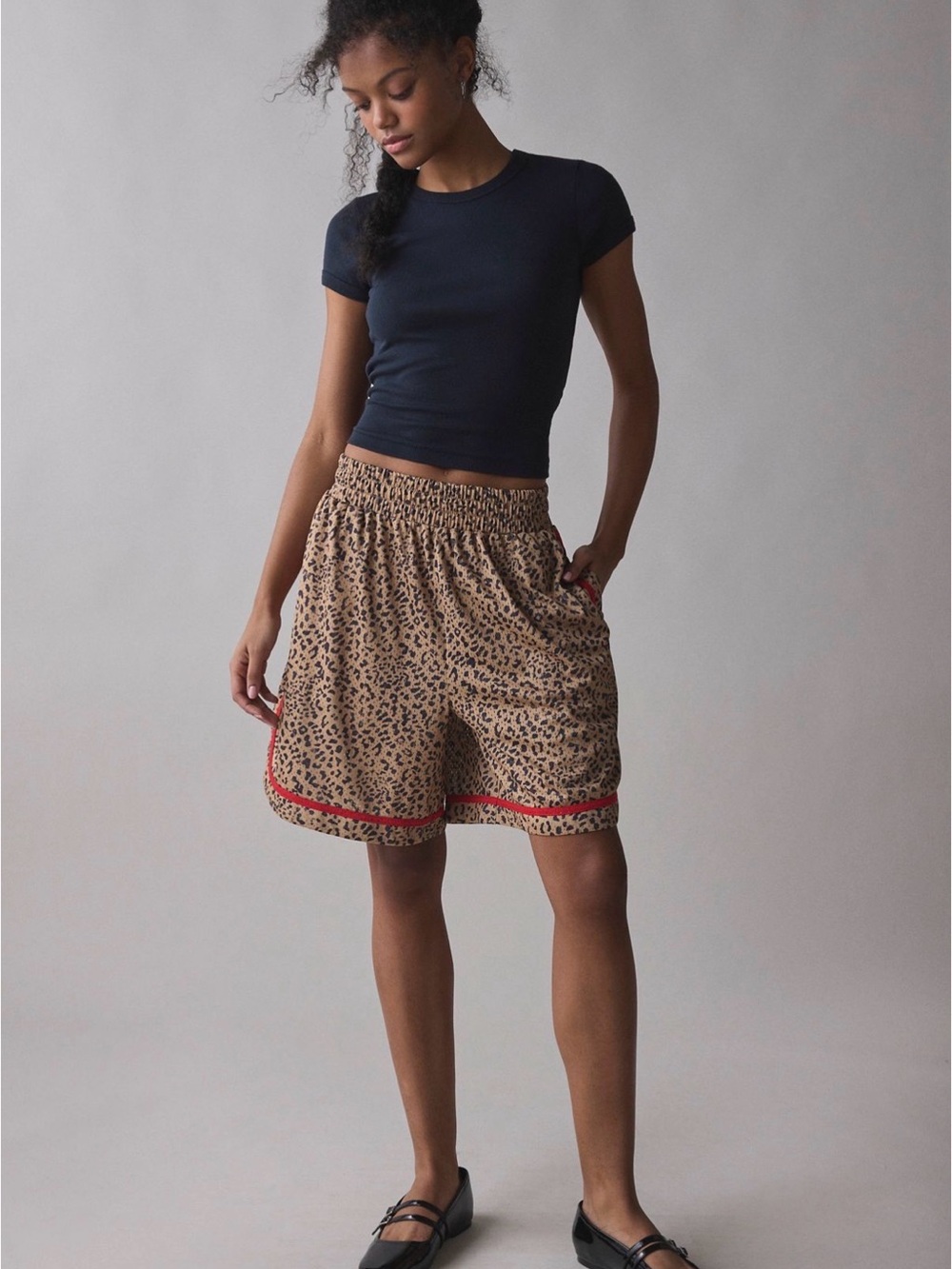 UO BDG Leopard Print Elastic-Waist Women’s Shorts in Tan with Red Trim - Picture 3 of 6